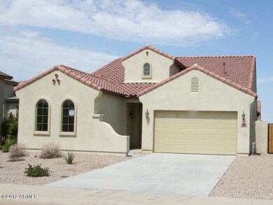 023-335484 front right