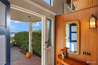 8203 Avalon Dr, Mercer Island, WA 98040 - photo 5