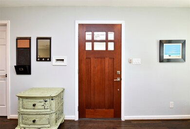 2323 Gardenia Dr, Houston, TX 77018 - photo 5