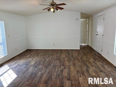 1500 N Bruns Ln unit 12, Springfield, IL 62702 - photo 2