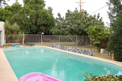 Pool 2