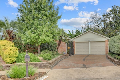 13134 Benford Dr, Houston, TX 77099 - photo 2