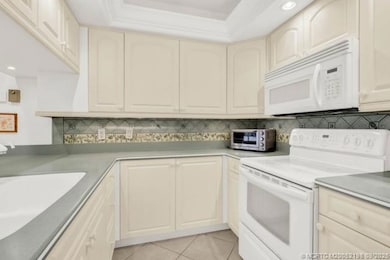 544 NE Plantation Rd unit 4704, Stuart, FL 34996 - photo 6