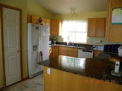 1029 N Jessie St, Medical Lake, WA 99022 - photo 3