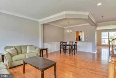 2827 Wakewater Way, Woodbridge, VA 22191 - photo 4