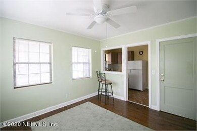 c76651c4f36e47aebe525fcdd696cf74_406x539