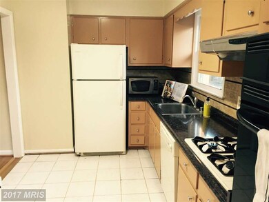 6713 Moly Dr, Falls Church, VA 22046 - photo 4