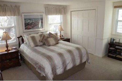 9 Prospect Ct, Marblehead, MA 01945 - photo 5