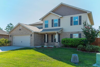 3-web-or-mls-368 Merlin Court Exterior-1