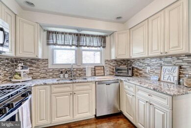 105 Oak Ave, Westville, NJ 08093 - photo 4