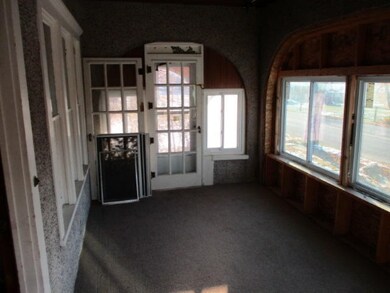 407 N Cleveland Ave, Galien, MI 49113 - photo 5