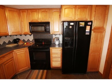 260 Locust St, Hartford, VT 05001 - photo 6