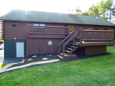 Back of house views offer double decks and walk in