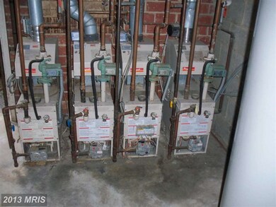 8214 Houston Ct, Takoma Park, MD 20912 - photo 4