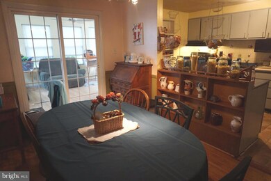 1020 Foxridge Ln, Essex, MD 21221 - photo 7