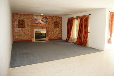 1 Carnation Cir, Nashua, NH 03062 - photo 7