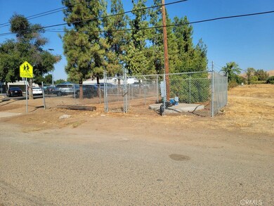 740 E Mulberry Ave, Porterville, CA 93257 - photo 6