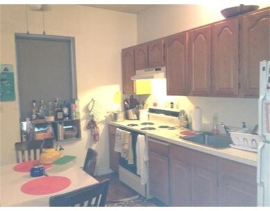 122 Berkshire St unit 10, Cambridge, MA 02141 - photo 2