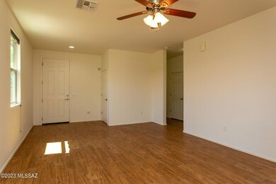4-web-or-mls-46 W Fall Haven Way-4