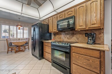 20_10601_White_Mountain__20_mls