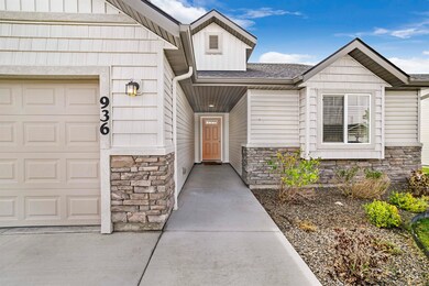 936 Birchton Loop, Twin Falls, ID 83301 - photo 2