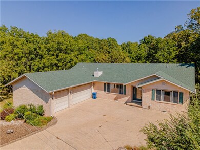 17 Skelton Dr, Bella Vista, AR 72715 - photo 2