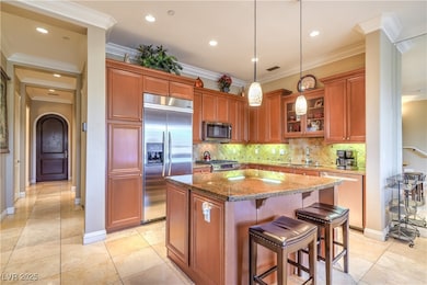 Beautiful Kitchen with Maple cabinets, Stainless S
