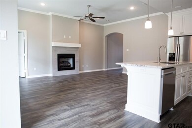 719 719 Cambridge Bend Cir, Tyler, TX 75703 - photo 5