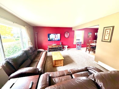 14775 W Honey Ln, New Berlin, WI 53151 - photo 5