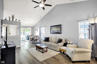 9764 Foxboro Ln, Fishers, IN 46038 - photo 6