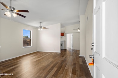10980-Northampton-MLS-Camera-Guy-5