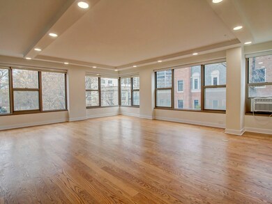 2970 N Lake Shore Dr unit 4D-4E, Chicago, IL 60657 - photo 3