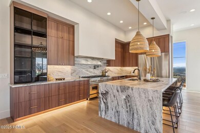 4_Kitchen_1800x1200_4224954