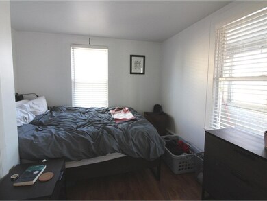 425 Manhattan Dr, Burlington, VT 05401 - photo 7