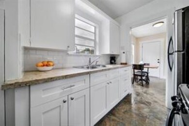 4821 Rusk St unit 1, Houston, TX 77023 - photo 6