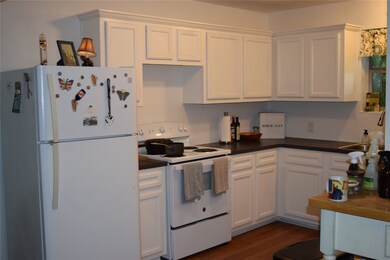 7825 James St unit B, Pearland, TX 77584 - photo 6