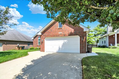 6120 Sheridan Dr, Columbus, IN 47203 - photo 3