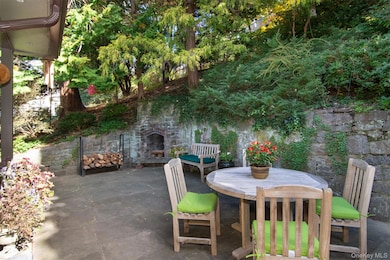 72 Magnolia Dr, Dobbs Ferry, NY 10522 - photo 6