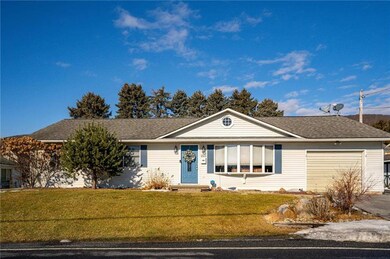 1503 2nd St, Pen Argyl, PA 18072 - photo 3