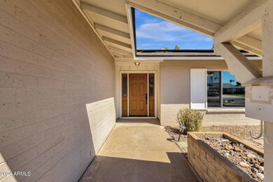 5-web-or-mls-428-e-carson-dr