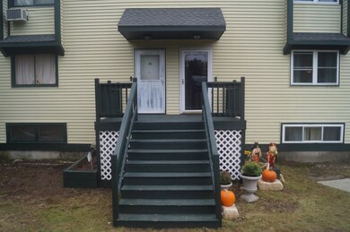 8 Rocco Dr unit R, Derry, NH 03038 - photo 3