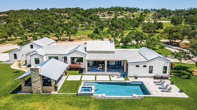 987 Admiral Heights Blvd, Fredericksburg, TX 78624 - photo 4