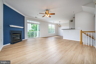 13065 Marcey Creek Rd, Herndon, VA 20171 - photo 2