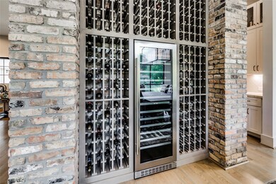 935 Lamonte Ln, Houston, TX 77018 - photo 5