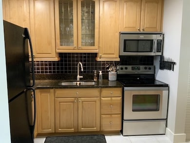 384 Grove Isle Cir unit 384, Vero Beach, FL 32962 - photo 5