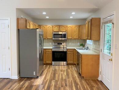 Kitchen 4