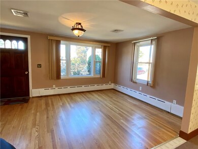 203 Holland St, Cranston, RI 02920 - photo 5