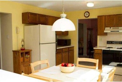 403 Kilarney Way, Royersford, PA 19468 - photo 5