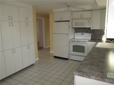 3 Edna St, Coventry, RI 02816 - photo 7