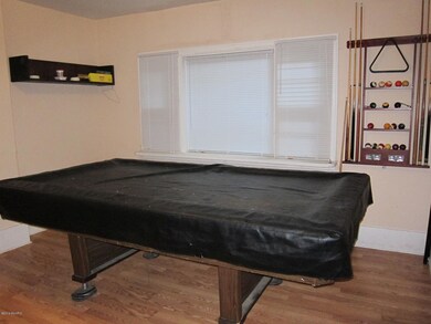 formal dining, 937 Austin